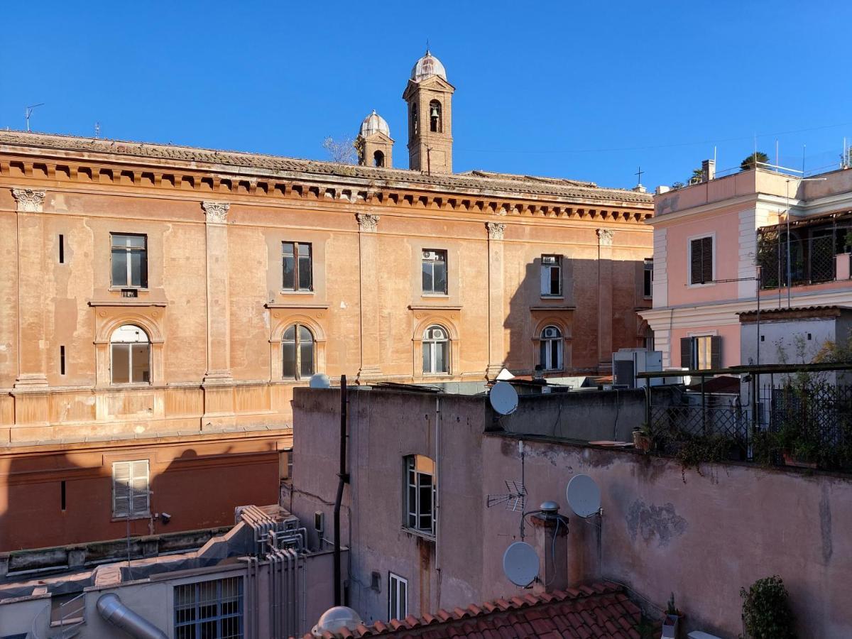Piazza Di Spagna - Donata, Strollingrome Apartamento